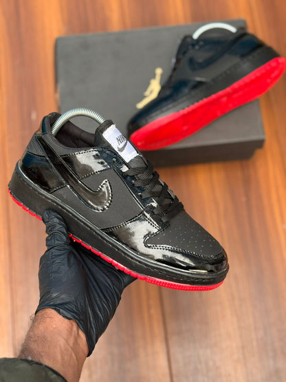 Nike Dunks Low Patent 11