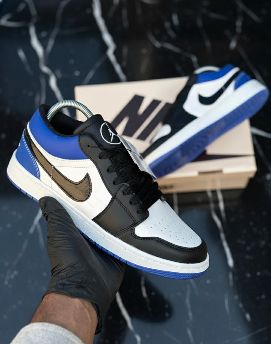 Air Jordan 1 Low "Royal Toe"