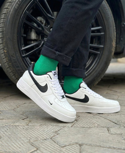 Nike Airforce 1 "White Black" with extra metal buckle