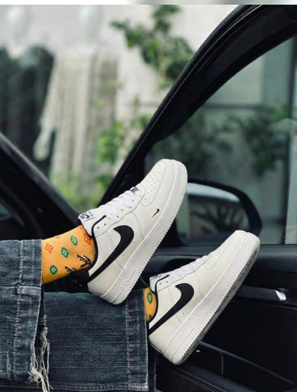 Nike Airforce 1 "White Black" with extra metal buckle