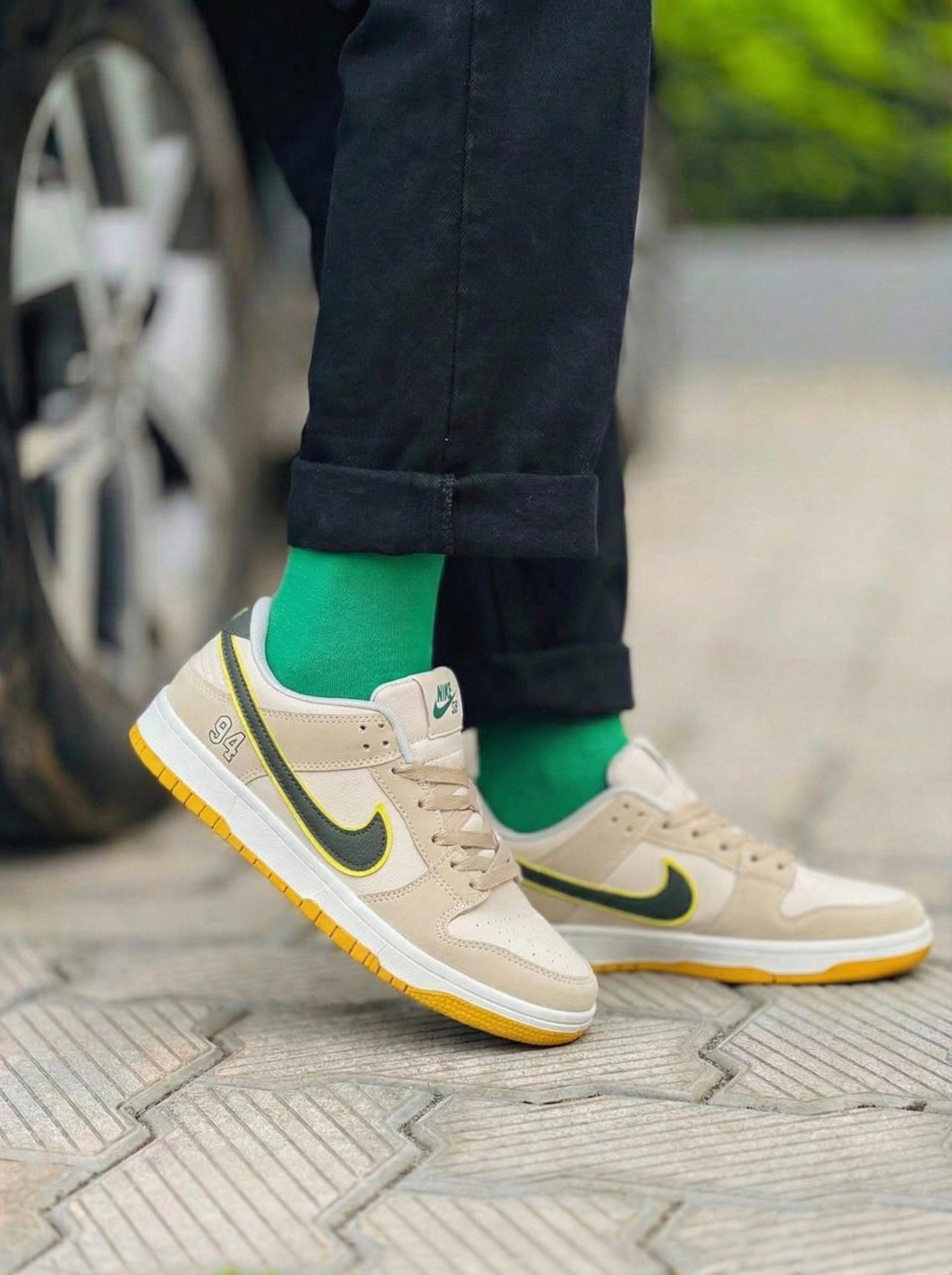 Nike Dunk Low Supreme 94 “Sandstorm”