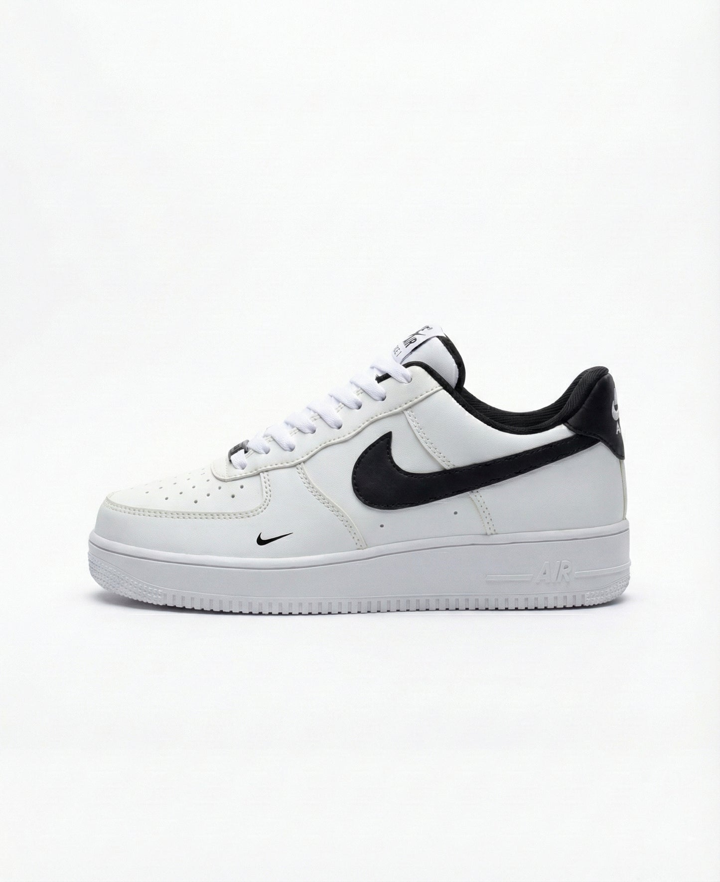 Nike Airforce 1 "White Black" with extra metal buckle