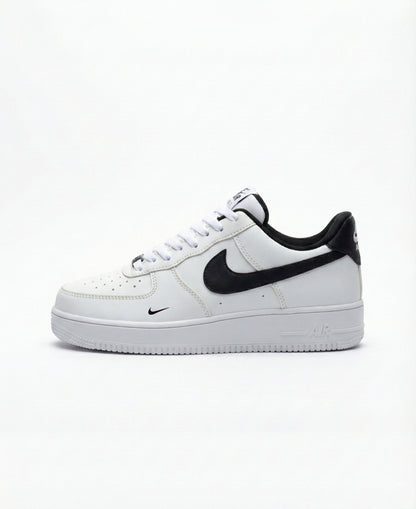 Nike Airforce 1 "White Black" with extra metal buckle