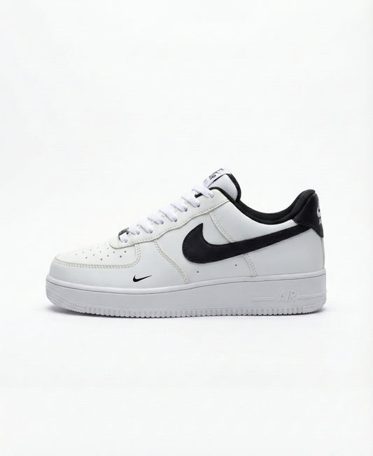 Nike Airforce 1 "White Black" with extra metal buckle