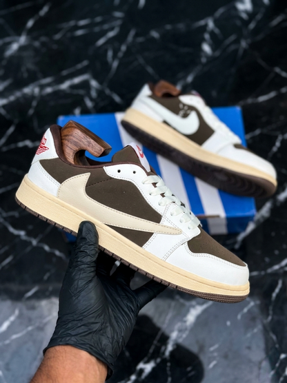 Travis Scott x AJ 1 Low OG  "Reverse Mocha"