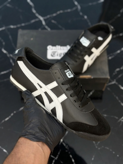 Onitsuka Tiger Black & White