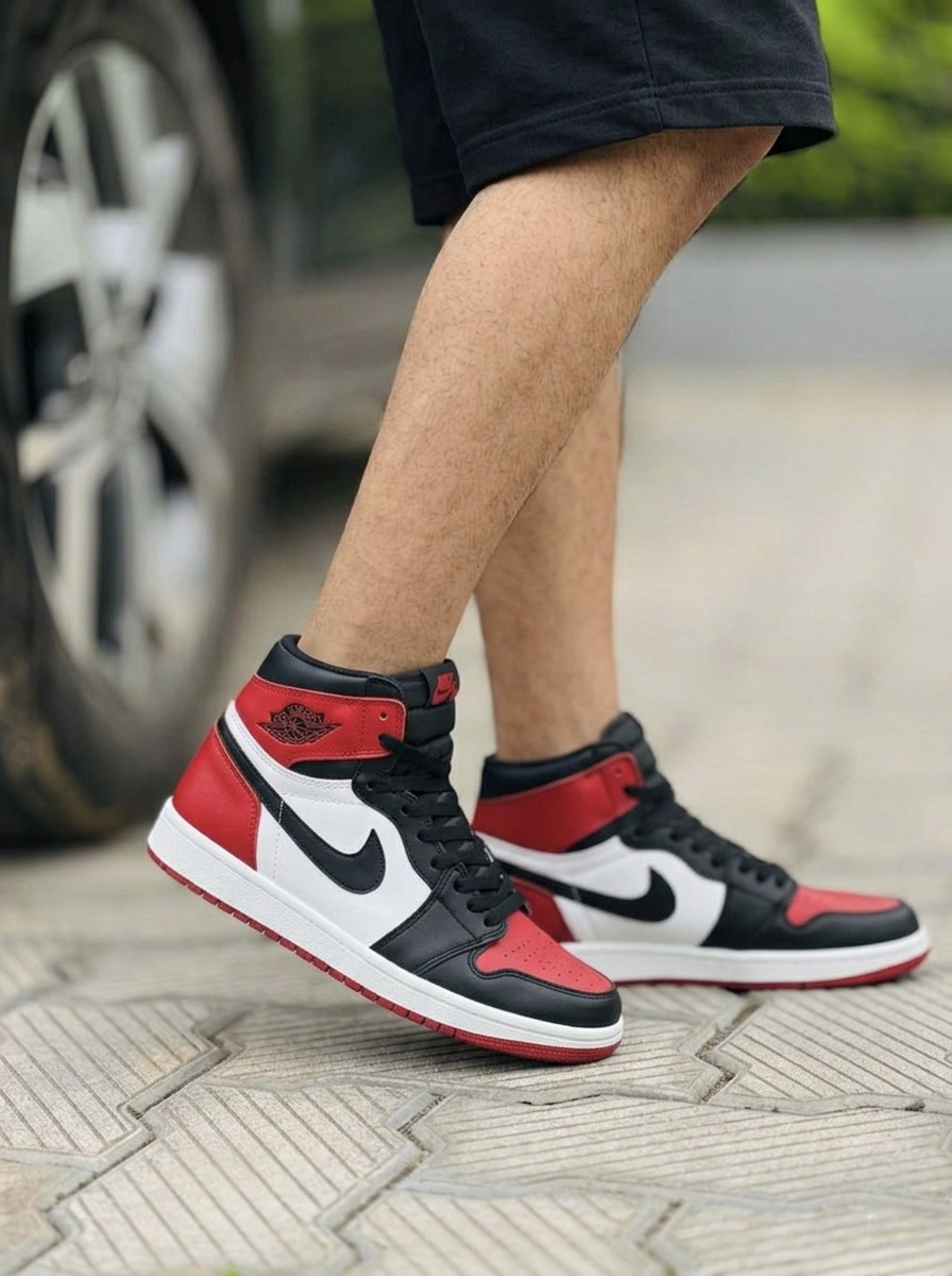 Air Jordan Retro 1 High "Bred Toe"