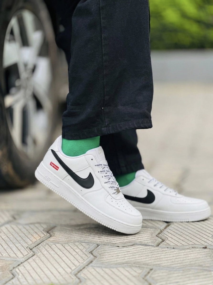 Nike Airforce 1 Supreme Stitched Sole - White Black
