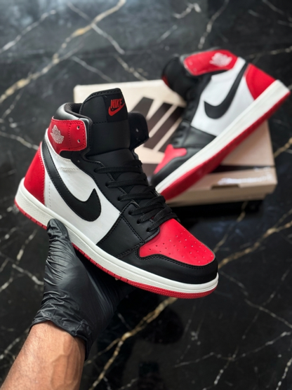 Air Jordan Retro 1 High "Bred Toe"