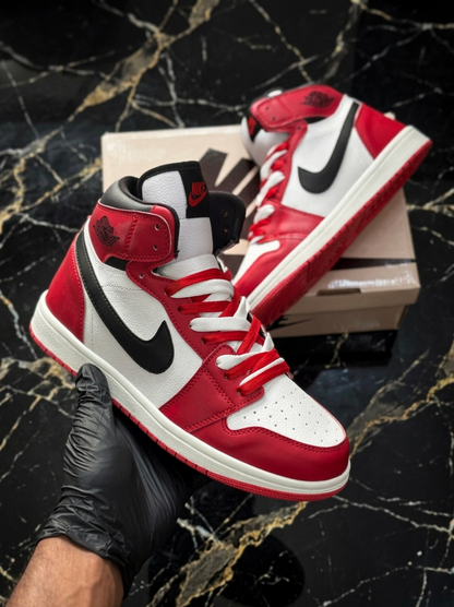 Air Jordan Retro 1 High "Chicago" – Leather Quality