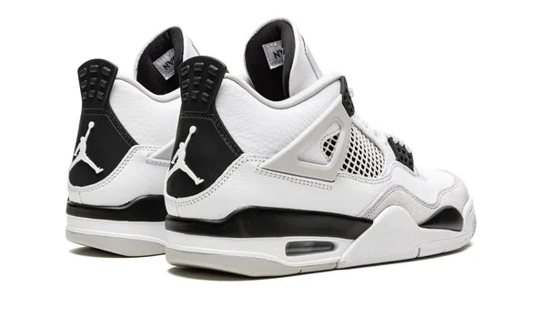 Jordan Retro 4 - Military Black