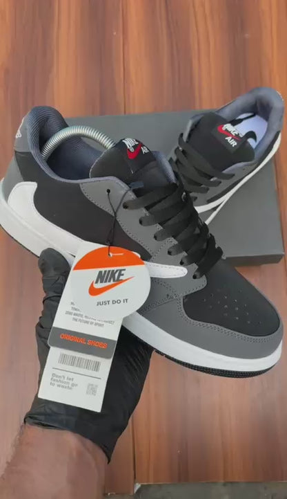 Travis Scott x Air Jordan 1 Low – Dark Grey / Black