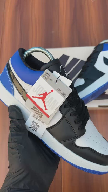 Air Jordan 1 Low "Royal Toe"